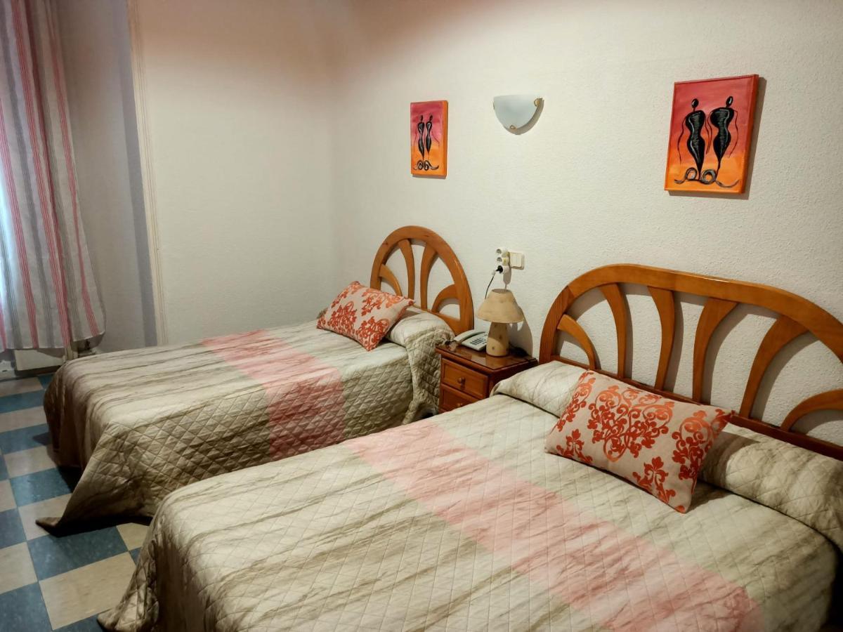Hostal Continental Мадрид Экстерьер фото