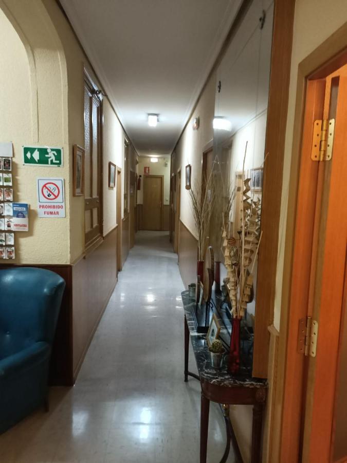 Hostal Continental Мадрид Экстерьер фото